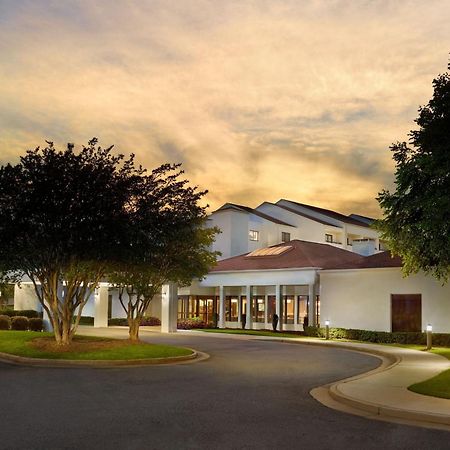 Courtyard By Marriott Atlanta Executive Park/Emory Hotel Exterior photo