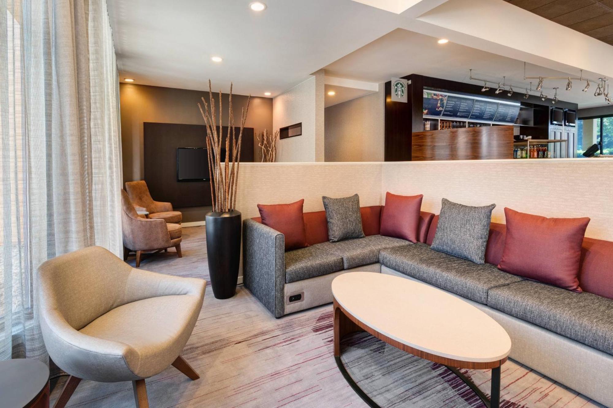 Courtyard By Marriott Atlanta Executive Park/Emory Hotel Exterior photo
