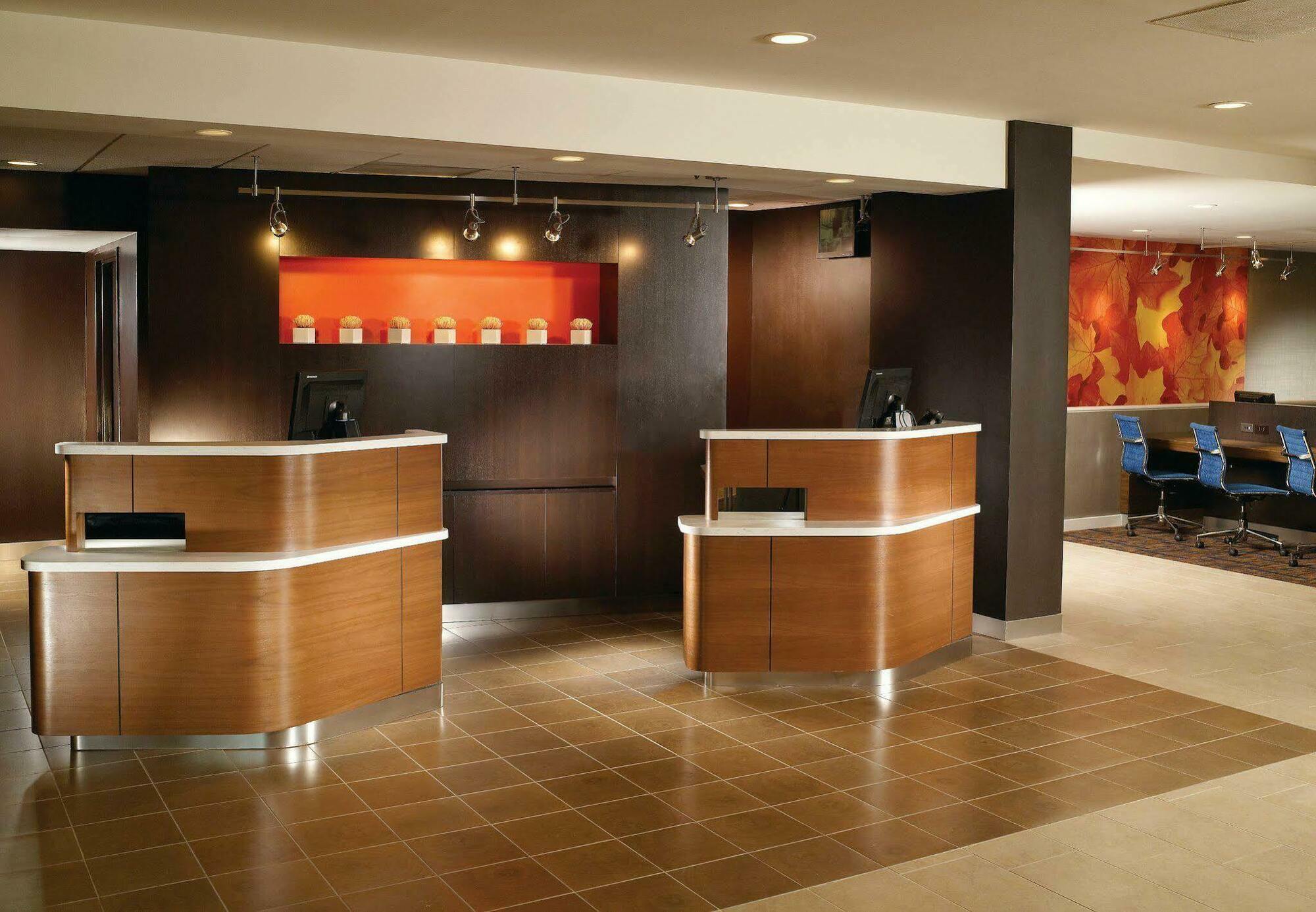Courtyard By Marriott Atlanta Executive Park/Emory Hotel Exterior photo